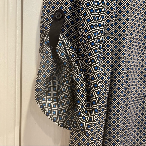 Catherines Button Up Blouse Women’s 3XL Roll Tab Sleeves White Blue Black Career - Picture 5 of 9